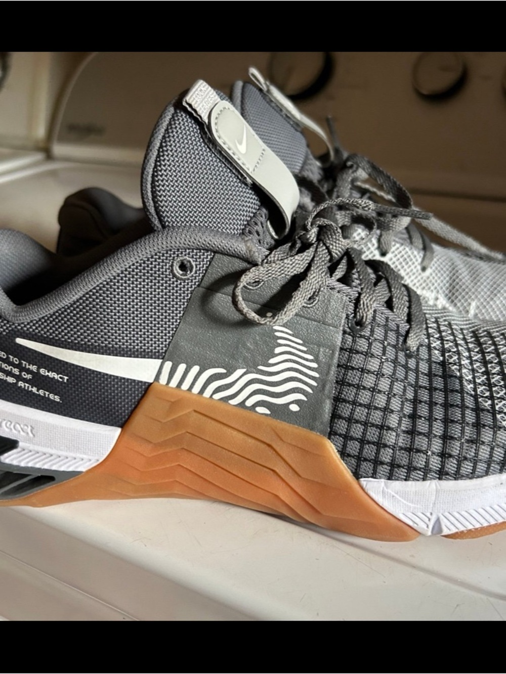 Nike Men’s Grey and Gum CrossFit metcon 8 Shoe